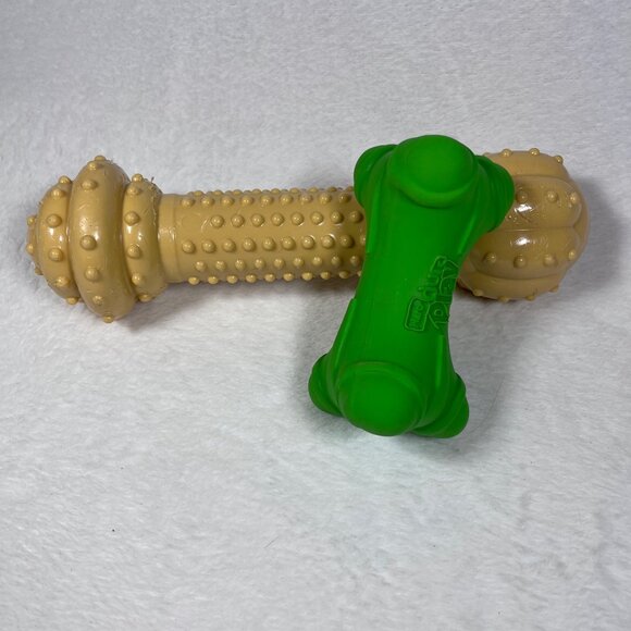 Lot of 2 Used Dog Toys: Nylabone Power Chew Barbell Lg & Hartz DuraPlay Squeaky - Picture 7 of 7